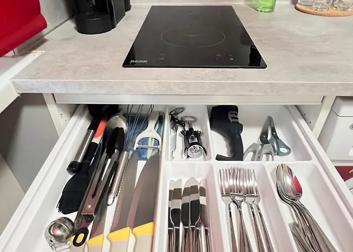 Ysys - Your Stylish Housing アパート *